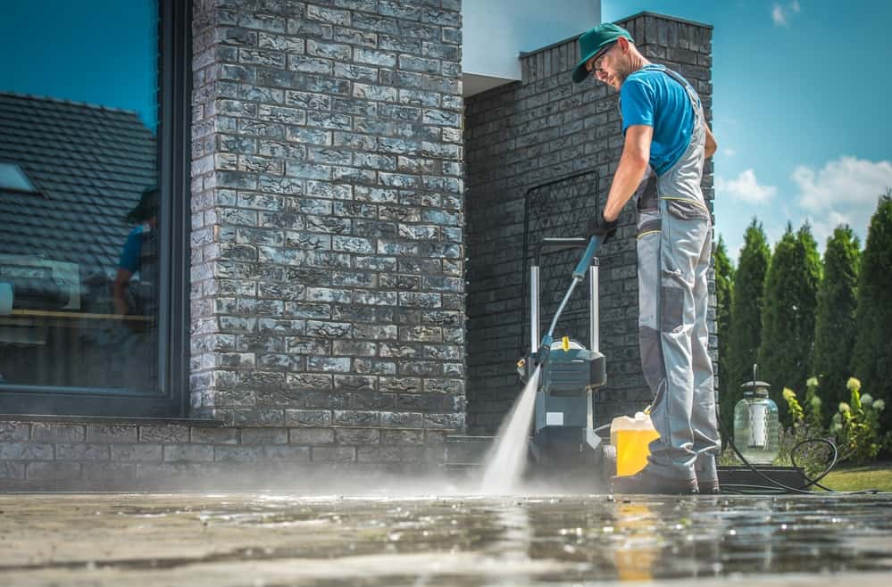 Revitalize Your Curb Appeal: Tips for Effective Driveway Cleaning